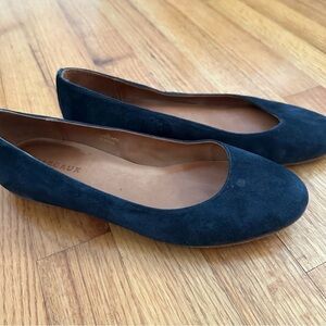 Margaux The Classic Midnight Blue Suede Round Toe Ballet Flat Size 38